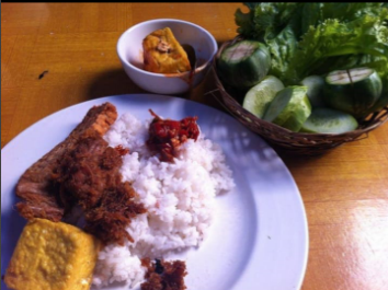Rekomendasi Wisata Kuliner di Bandung Warung Nasi Bu Eha, Bandung